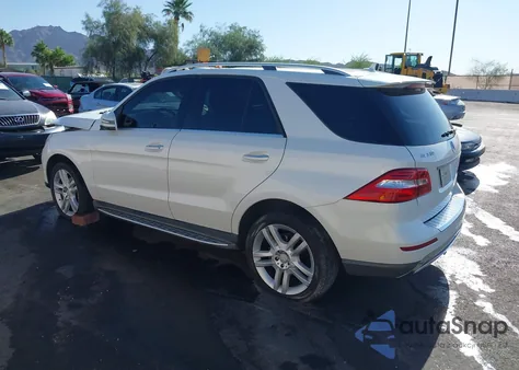 2014 Mercedes-Benz Ml 350 z USA, uszkodzony, nr VIN 4JGDA5JB8EA298595